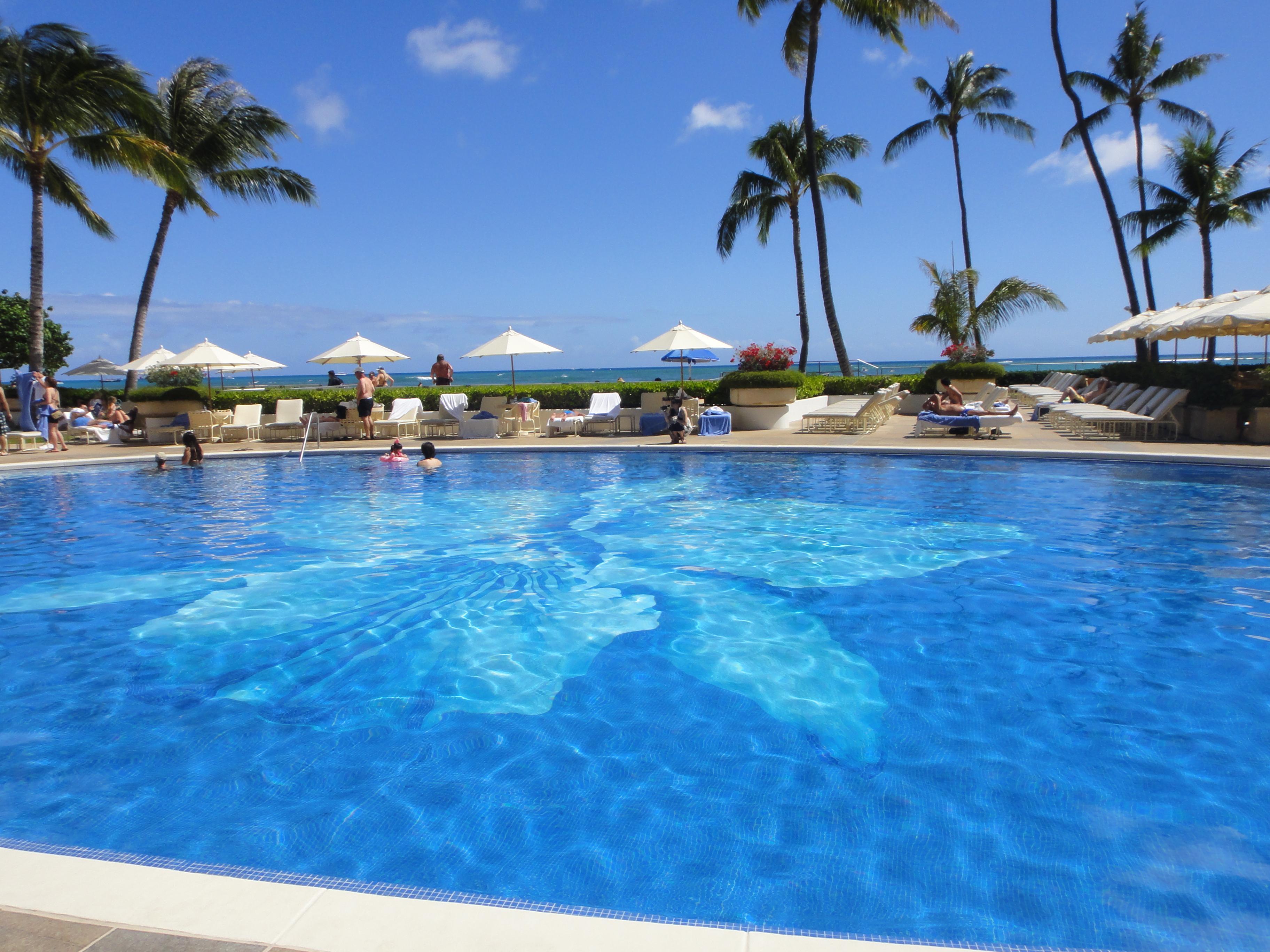 Halekulani - No Resort Fee Honolulu Exterior foto Pool at the Four Seasons Resort