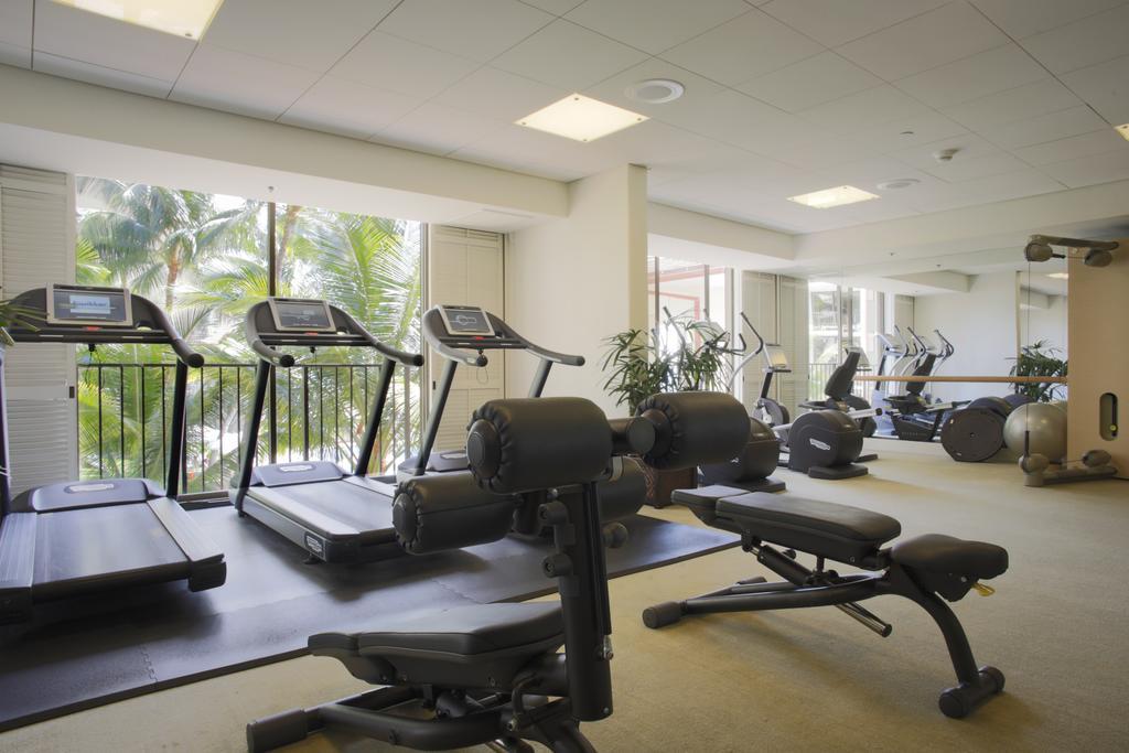 Halekulani - No Resort Fee Honolulu Exterior foto A gym at a hotel